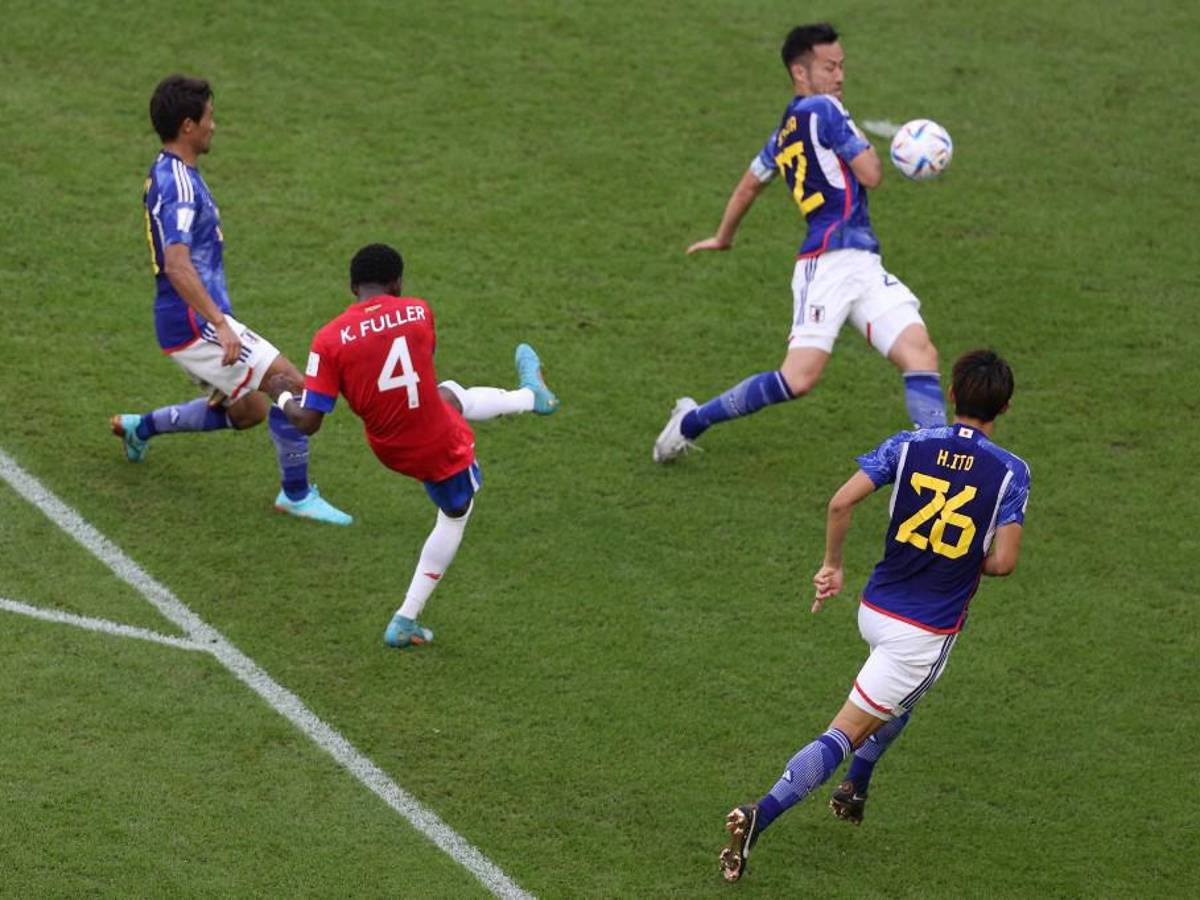 El golazo de Fuller, así festejaron los jugadores de Costa Rica tras vencer a Japón en el Mundial y los asiáticos hundidos