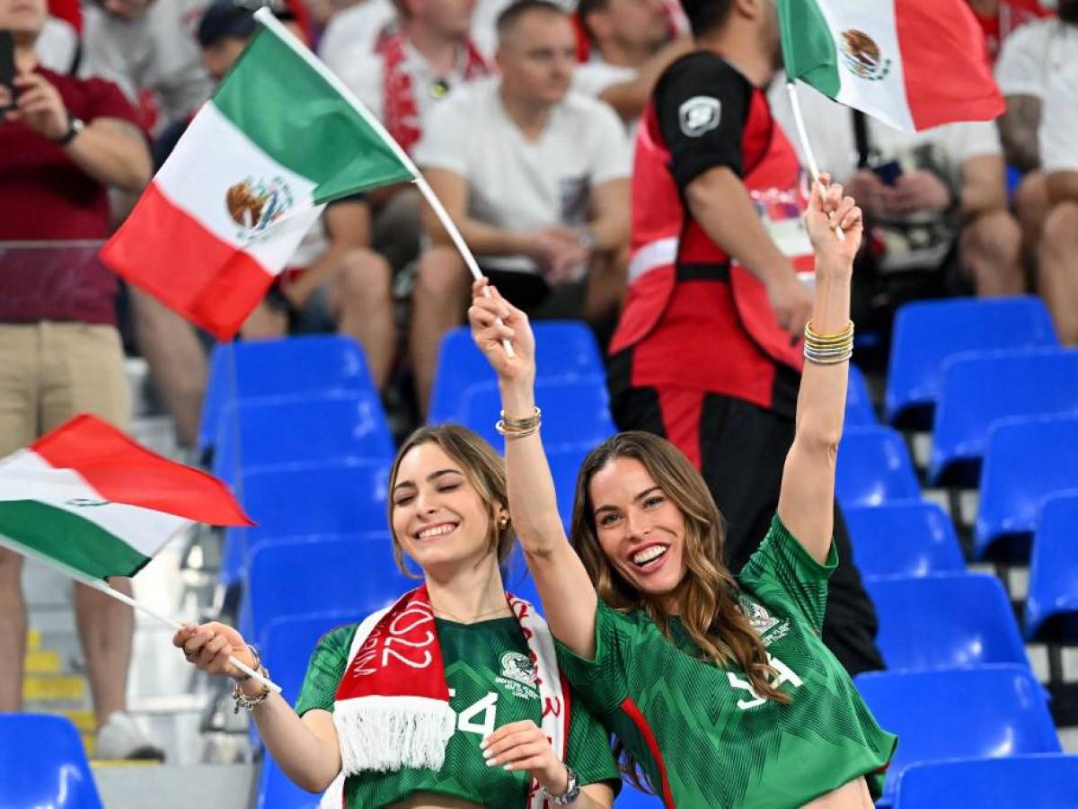 No viste en TV: así fueron captados Memo Ochoa y Lewandowski al final del partido, y su bella esposa enamora a los mexicanos