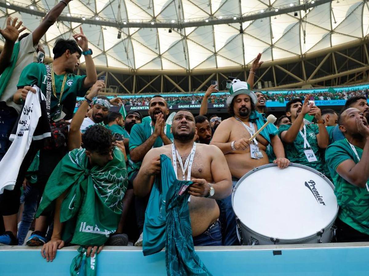 Argentina quedó tendida: los gestos de Messi tras sufrir inesperada derrota ante Arabia Saudita en el Mundial de Qatar