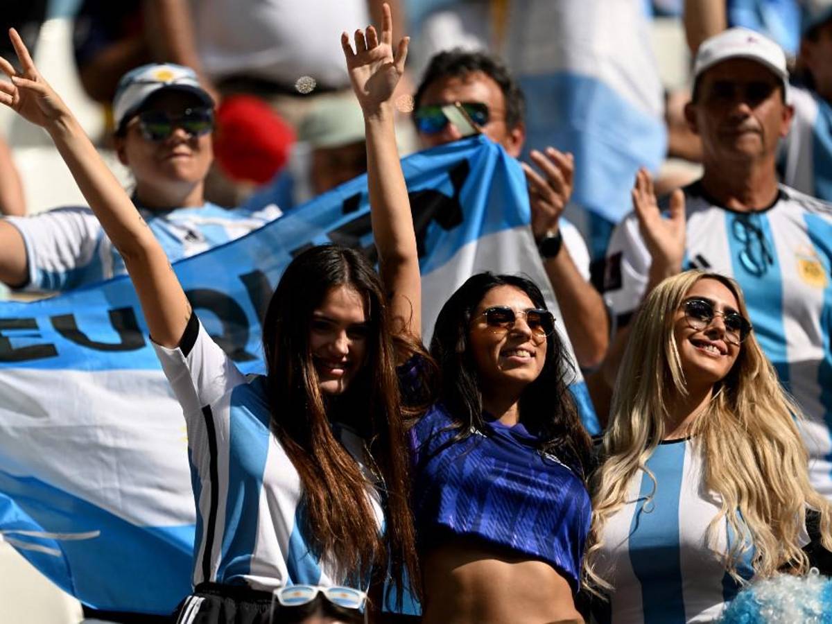 Argentina quedó tendida: los gestos de Messi tras sufrir inesperada derrota ante Arabia Saudita en el Mundial de Qatar