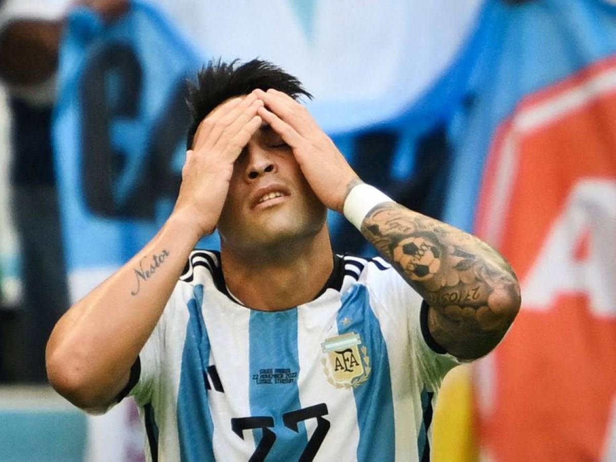 Lautaro Martínez tras la debacle de Argentina en Qatar 2022: “Duele mucho esto, ahora nos toca enfrentar dos finales”