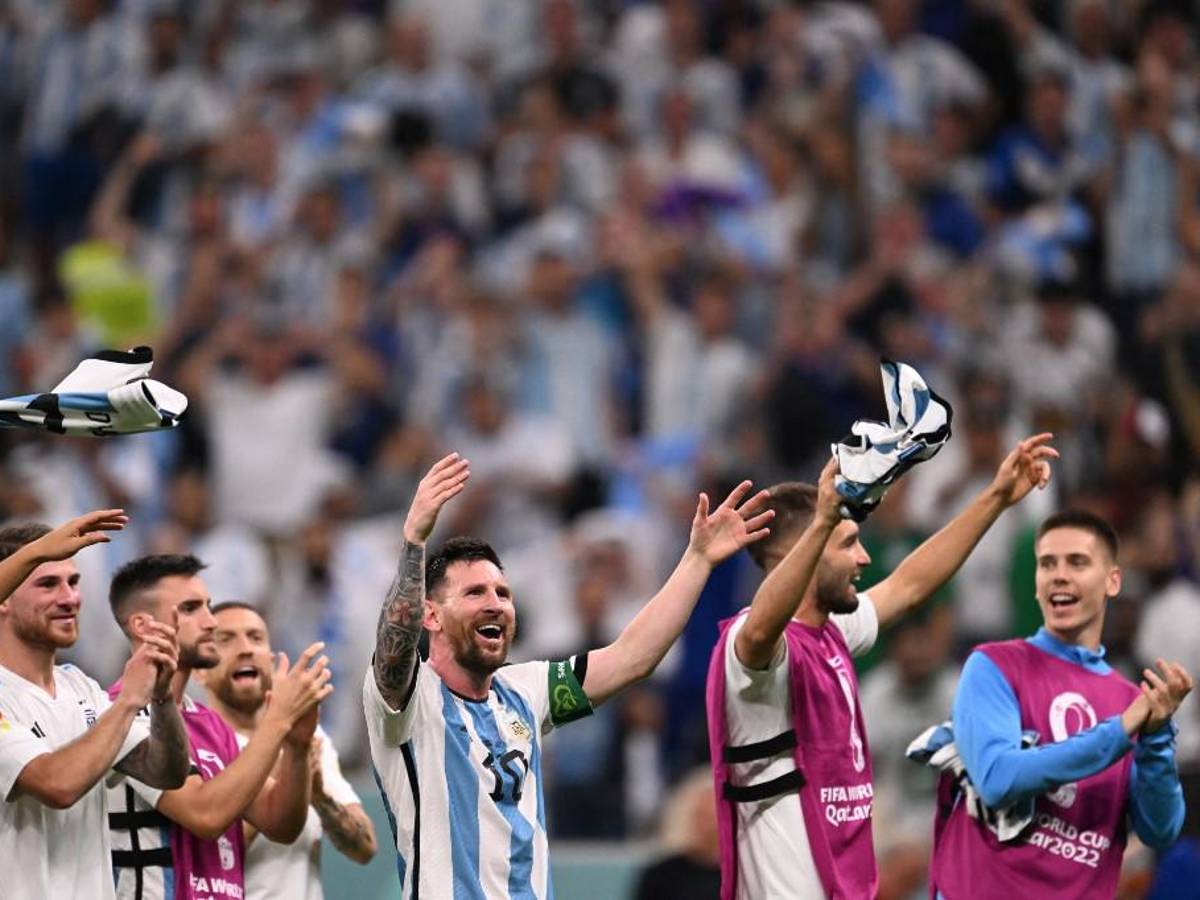 El dolor de los mexicanos y el festejo de Messi por el triunfo de Argentina en el Mundial; así fue captada Antonela Roccuzzo en el estadio