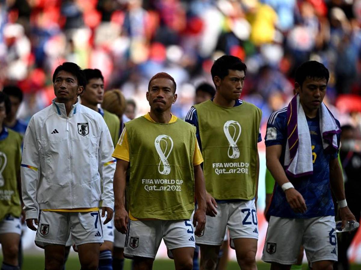 El golazo de Fuller, así festejaron los jugadores de Costa Rica tras vencer a Japón en el Mundial y los asiáticos hundidos