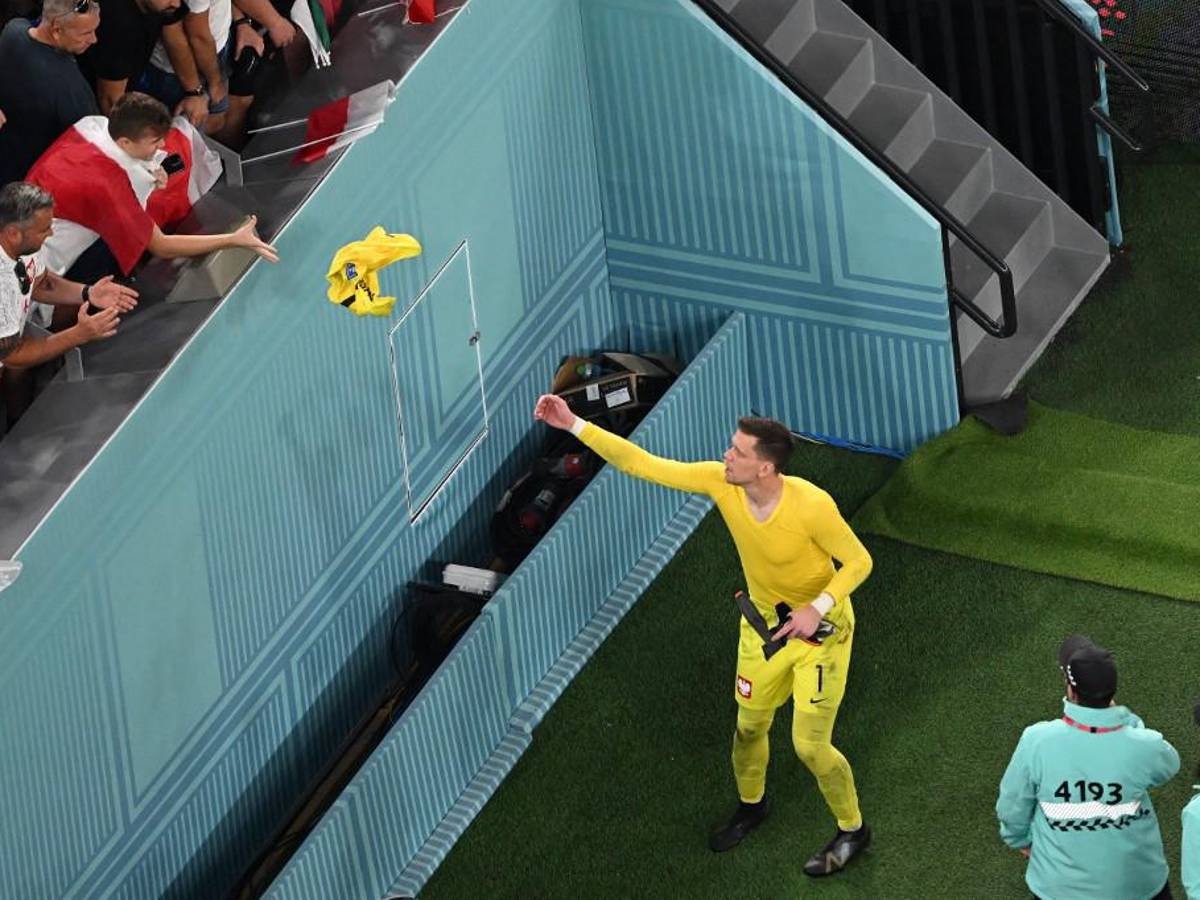 No viste en TV: así fueron captados Memo Ochoa y Lewandowski al final del partido, y su bella esposa enamora a los mexicanos