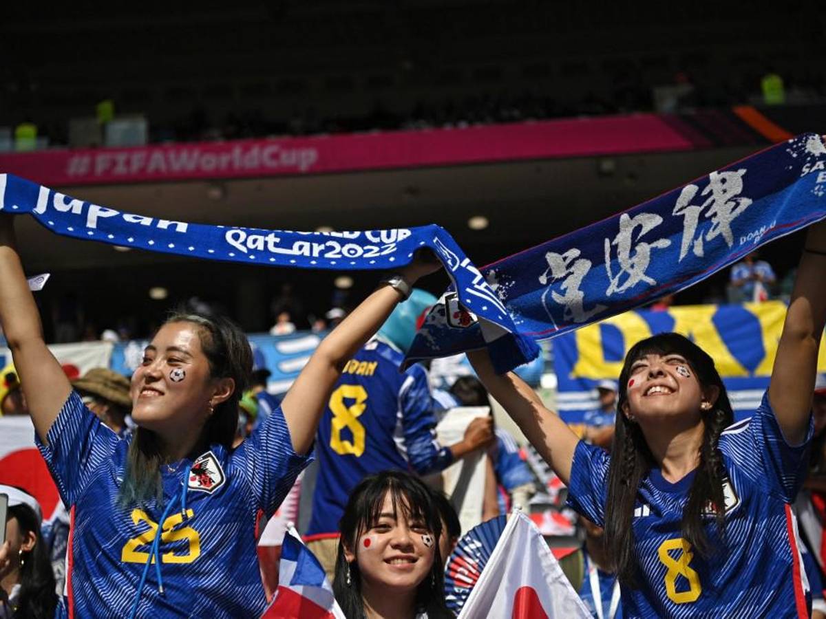 El golazo de Fuller, así festejaron los jugadores de Costa Rica tras vencer a Japón en el Mundial y los asiáticos hundidos