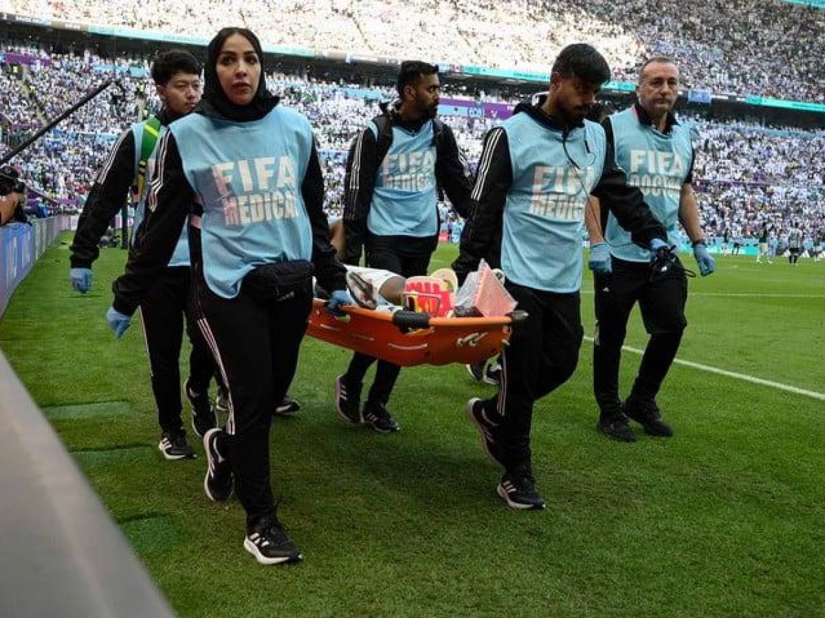 ¡Impactante momento! Confirman alcance de la lesión de Al Shahrani, jugador de Arabia Saudí tras vencer a Argentina