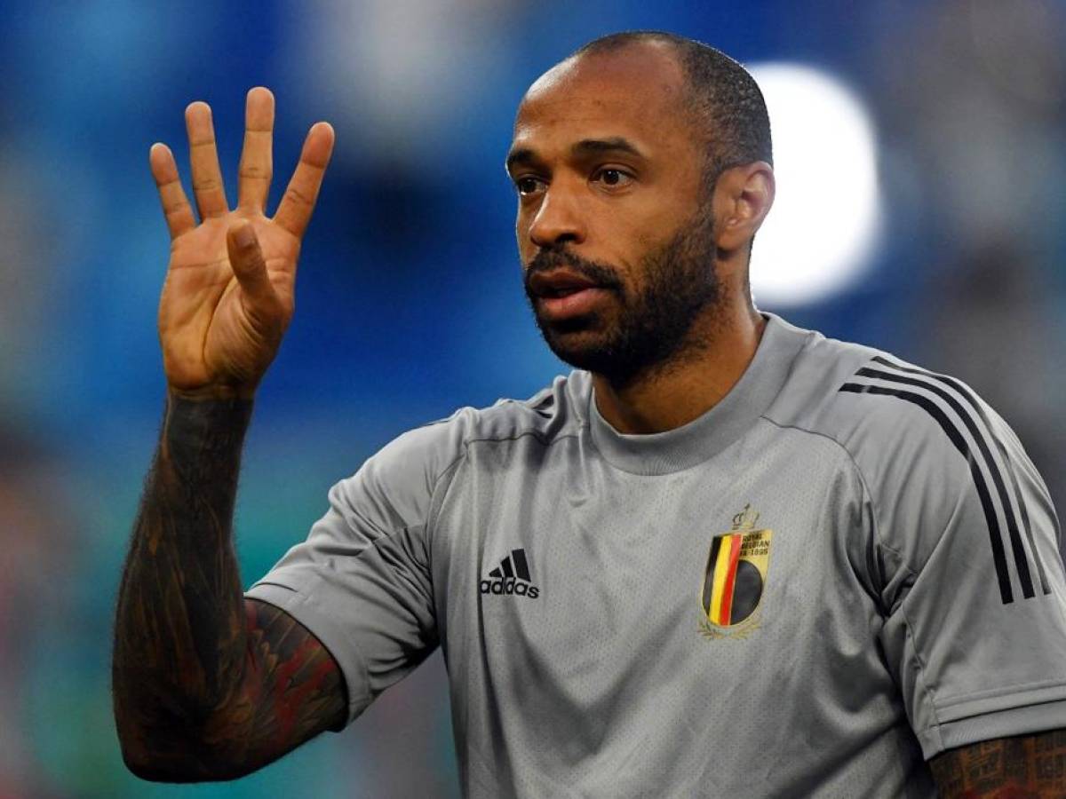 Thierry Henry critica el VAR al asegurar que es lento y “mata la alegría” del fútbol