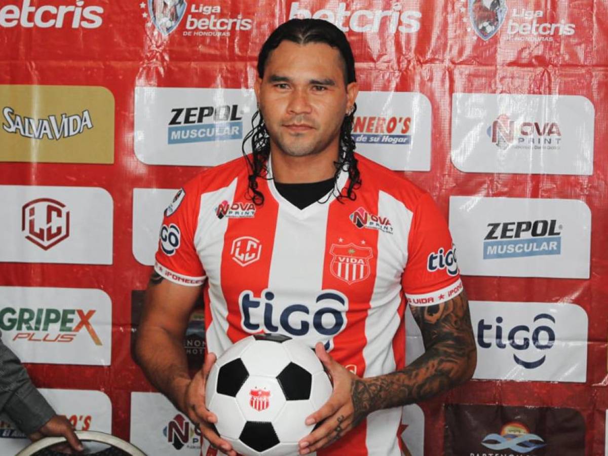 ‘Gullit’ Peña en su presentación: qué lo motivó para fichar por el Vida y su reacción cuando le dicen que el fútbol hondureño es fuerte