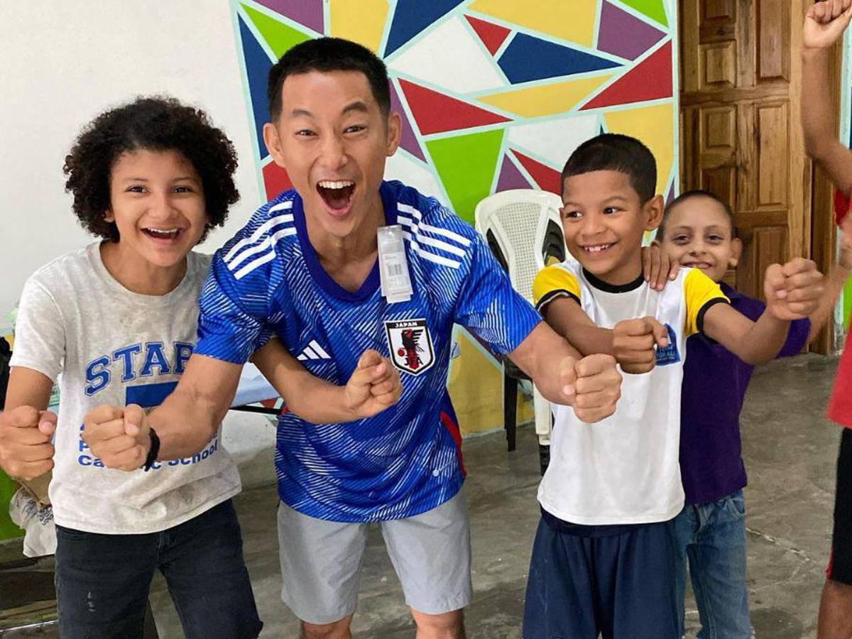 Así celebró Shin Fujiyama en Honduras el triunfo de Japón frente a Alemania en el Mundial de Qatar 2022