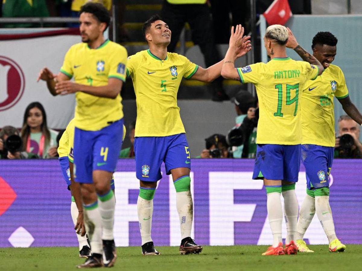El doble de Neymar en las tribunas, el festejo soberbio de Casemiro y se fue la luz en el estadio 974, así se vivió el Brasil-Suiza