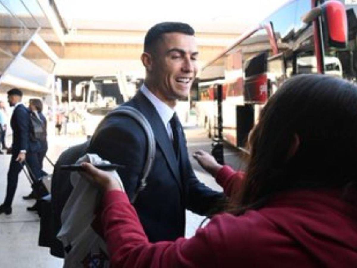 ¡Llegó el comandante! Elegante y sonriente arribó Cristiano Ronaldo a su último baile con Portugal al Mundial Qatar 2022