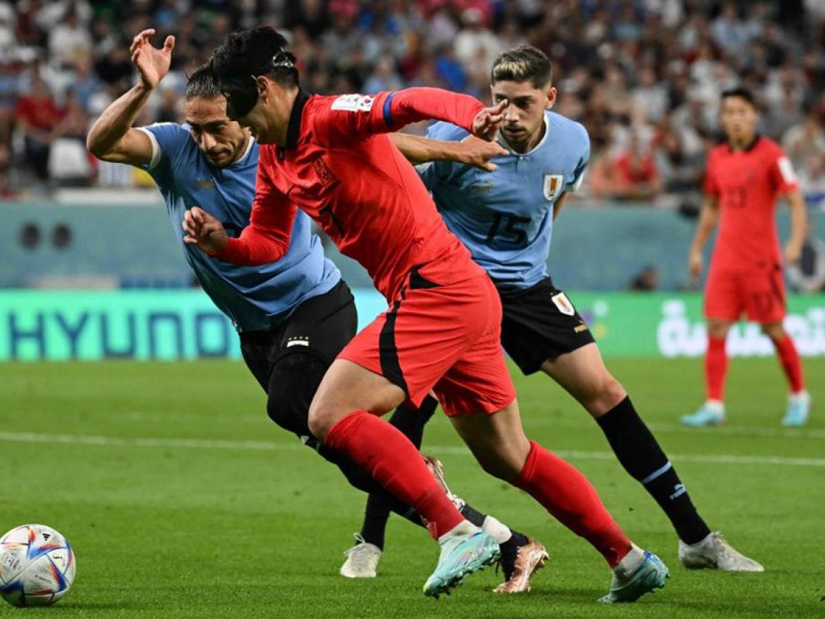 Uruguay tropieza contra Corea del Sur en el debut de ambas selecciones en el Mundial de Qatar 2022