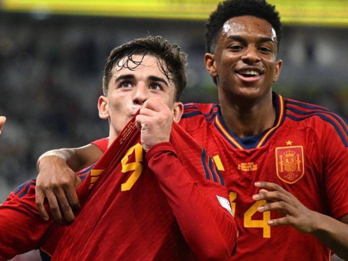 Sale a la luz: Keylor Navas tuvo fiesta con varios jugadores previo al 7-0 que le metió España en el Mundial de Qatar 2022