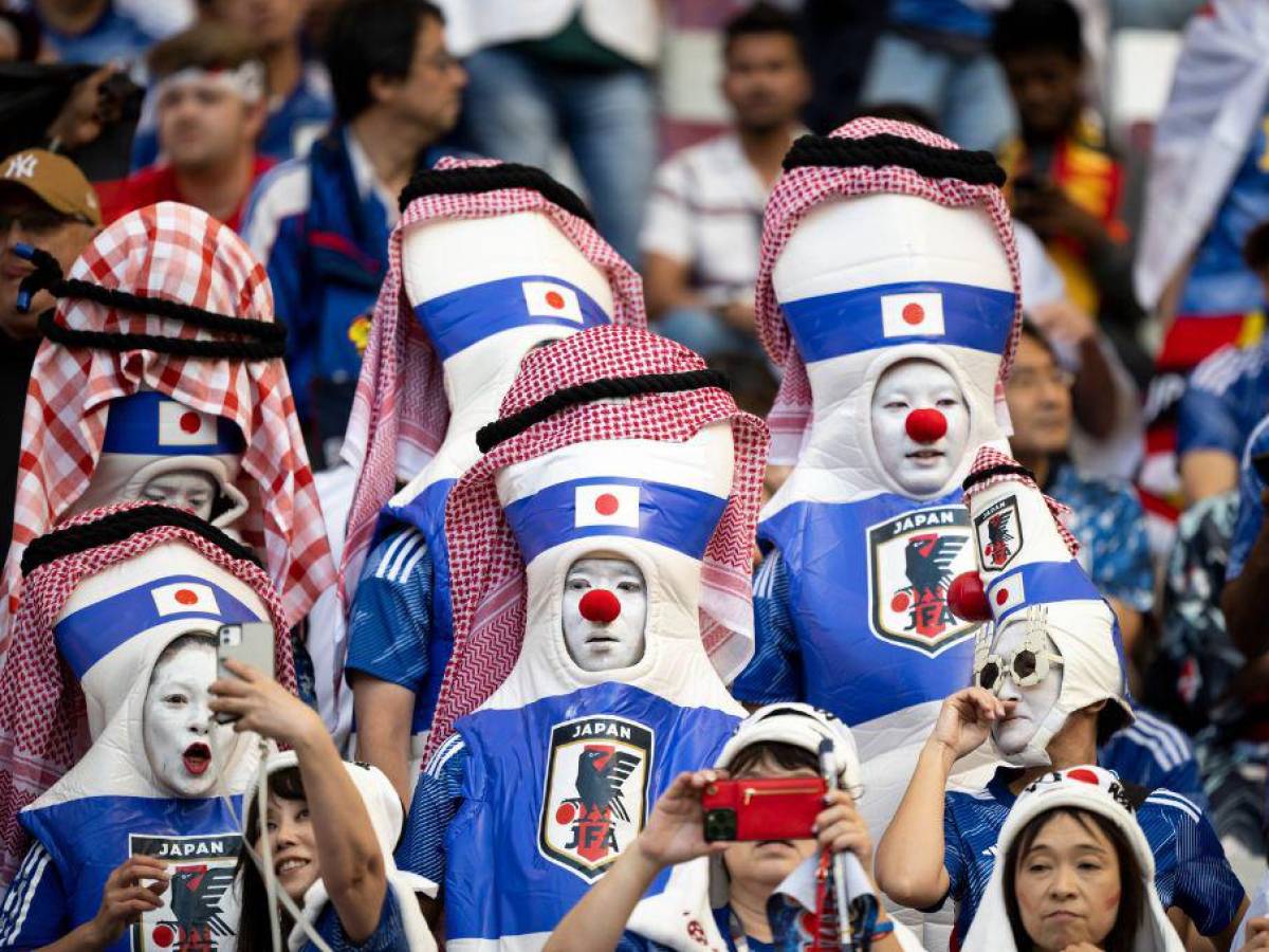 FOTOS: se taparon la boca para desafiar a la FIFA, la revisión a Neuer y el color de Japón ante Alemania en Qatar 2022