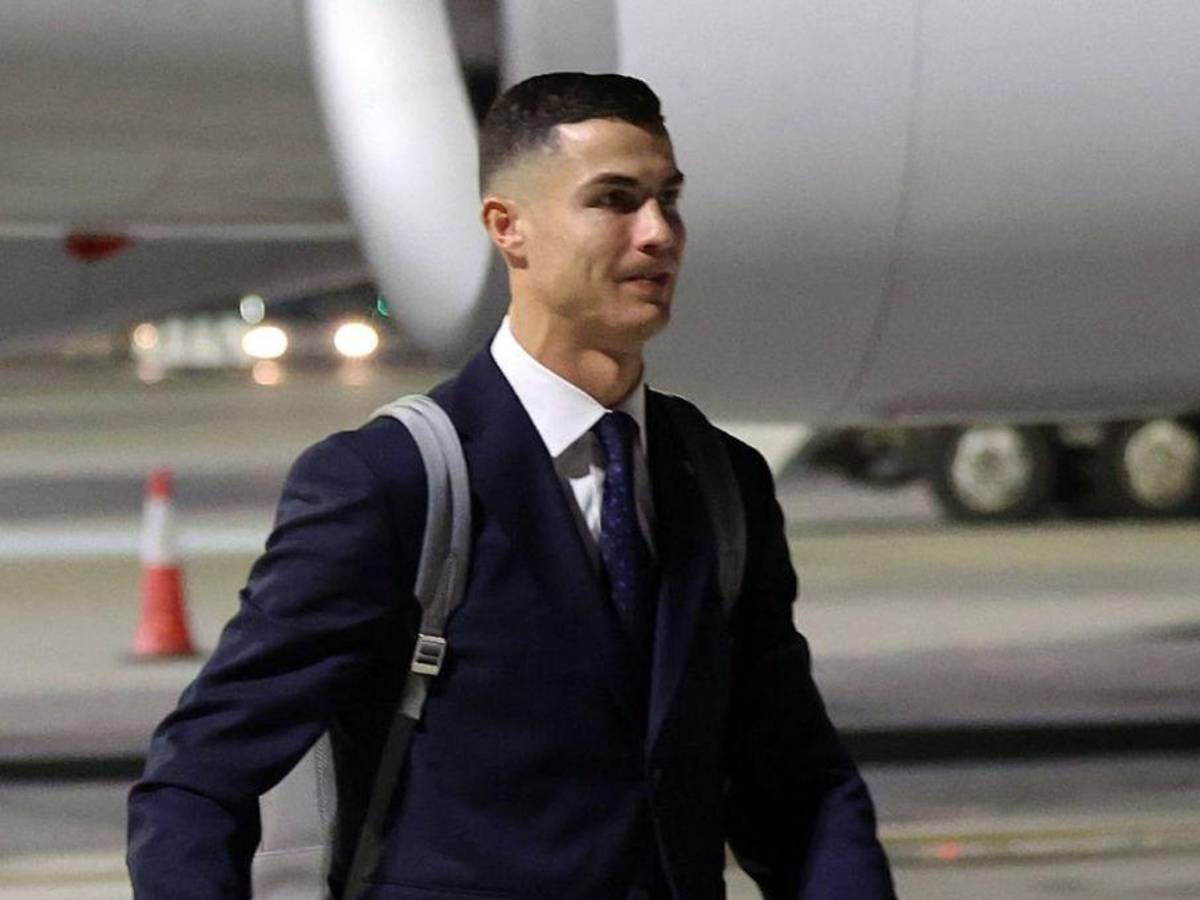 ¡Llegó el comandante! Elegante y sonriente arribó Cristiano Ronaldo a su último baile con Portugal al Mundial Qatar 2022