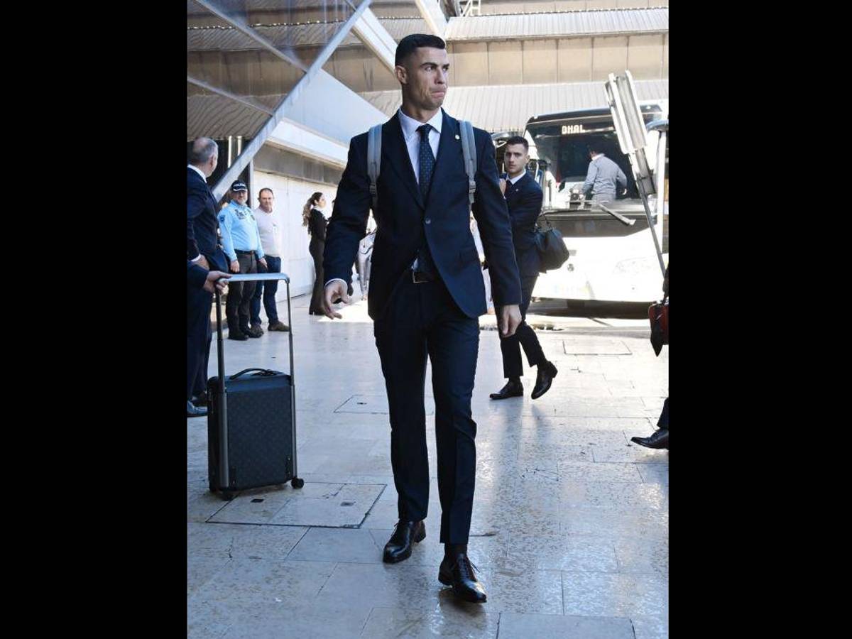 ¡Llegó el comandante! Elegante y sonriente arribó Cristiano Ronaldo a su último baile con Portugal al Mundial Qatar 2022