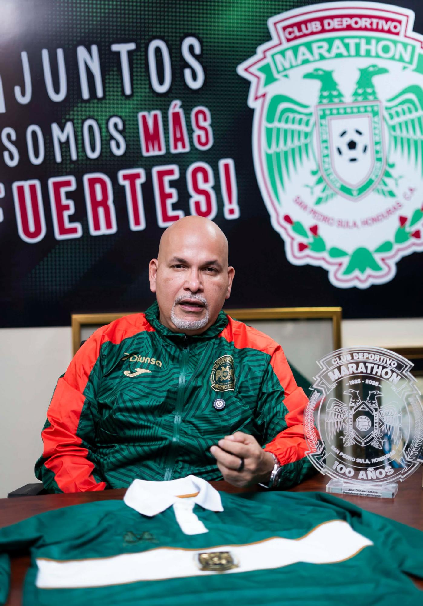 Orinson Amaya aduce que ha sacado de sus ahorros para pagar planillas en el monstruo verde. FOTOS: Mauricio Ayala / DIEZ.HN