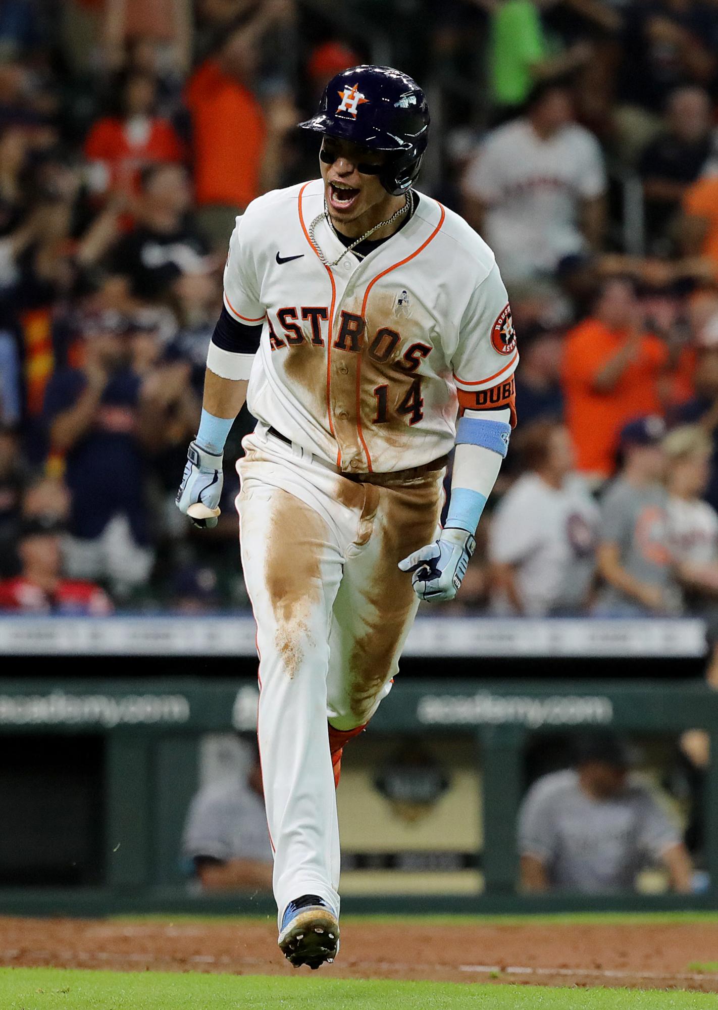 Son 16 las cuadrangulares del hondureño en Grandes Ligas. Houston vio su primero el domingo.