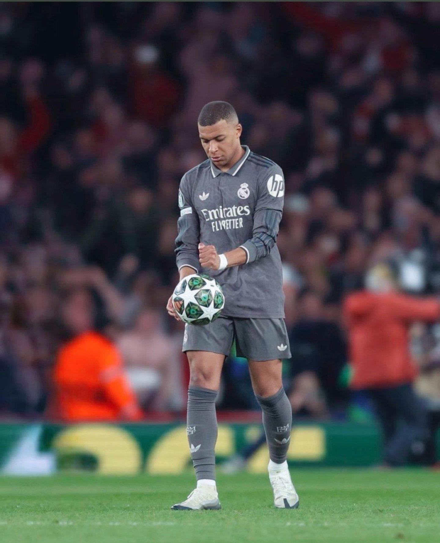 Mbappé no vive la realidad que esperaba en el Real Madrid y Yamal está difrutando mejor la temporada en el FC Barcelona.