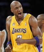 Lamar Odom se encuentra recuperándose de su sobredosis en un hospital de Los Ángeles. Jugó para los Lakers.