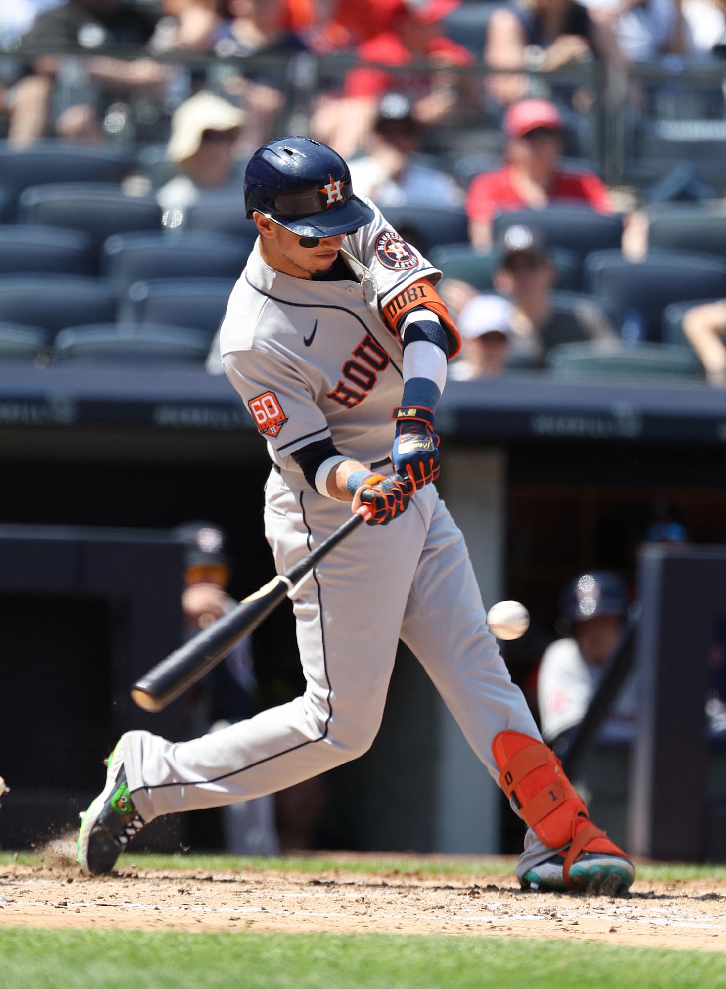 Así fue el batazo de dos carreras que impulsó Mauricio Dubón en el Yankee Stadium.