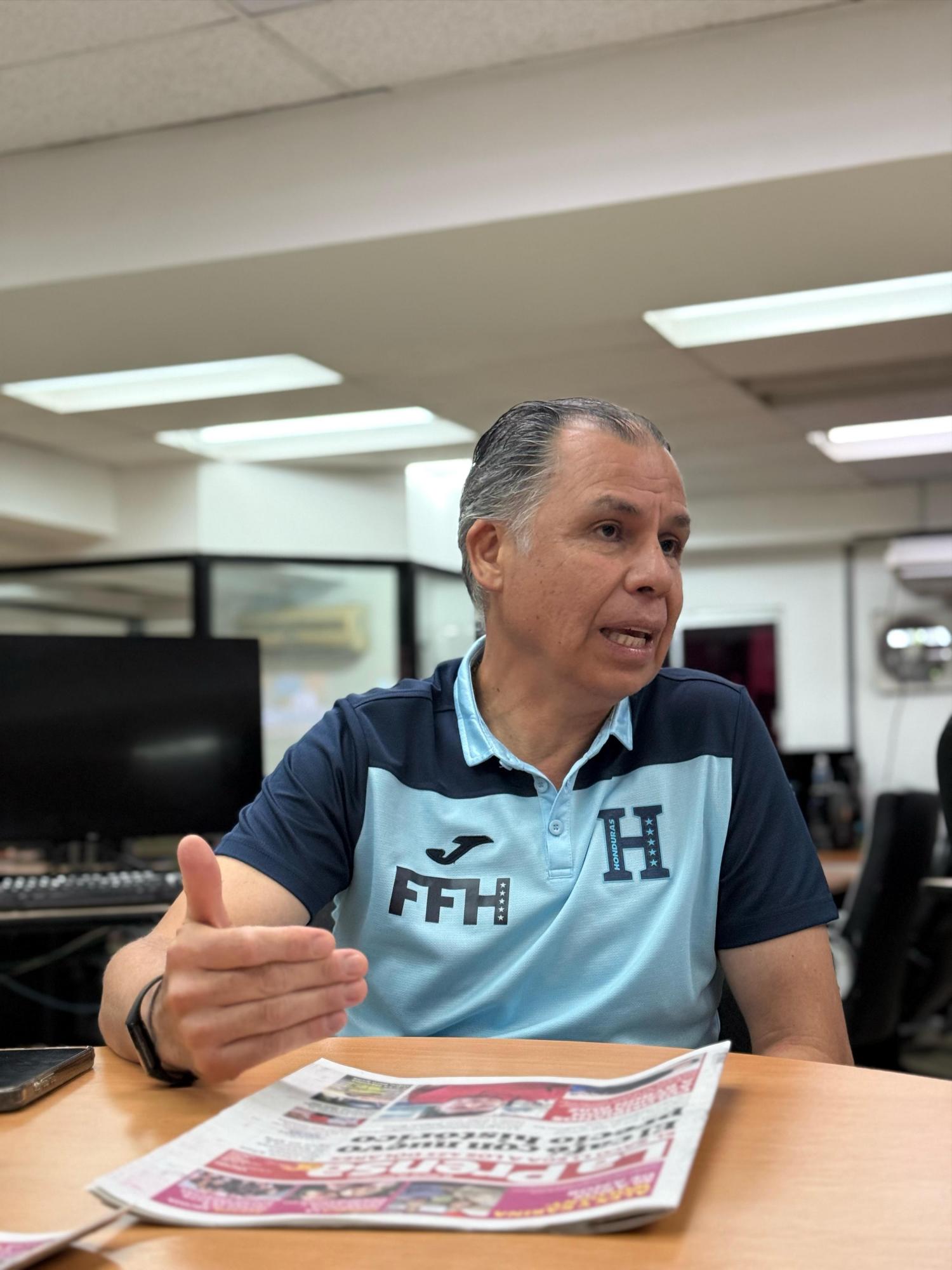 José Ernesto Mejía confirma que el estadio Nacional y el Morazán serán las sedes de la Bicolor.