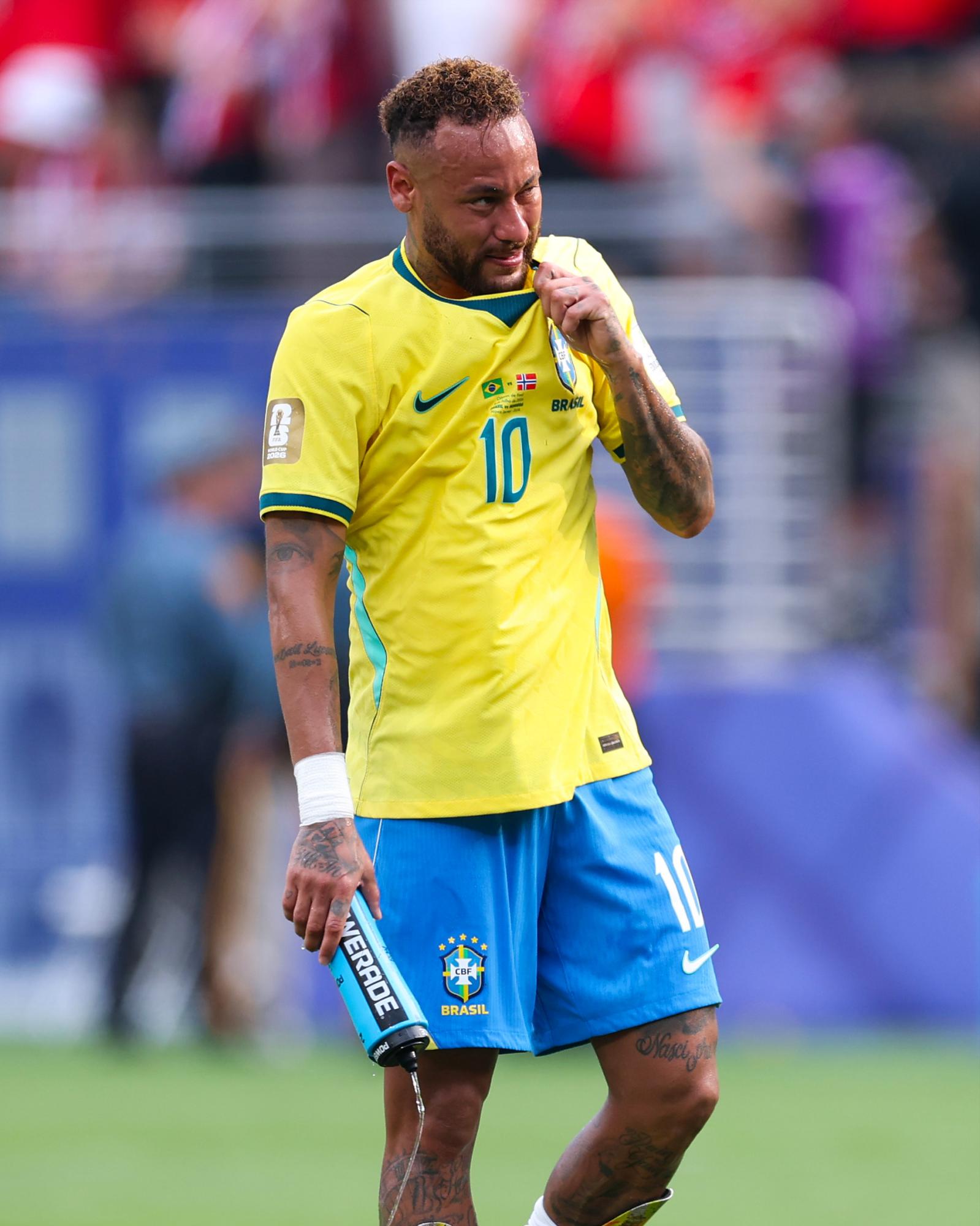 Se acabó: Neymar rompe el silencio y ratifica la peor noticia a Brasil