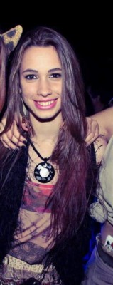 Así es Mechy Rohrer, la promotora argentina que sale en vídeo hot con dos pilotos