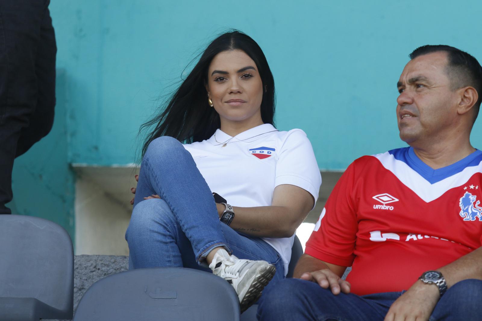 Belleza olimpista disfrutando de toda la previa.