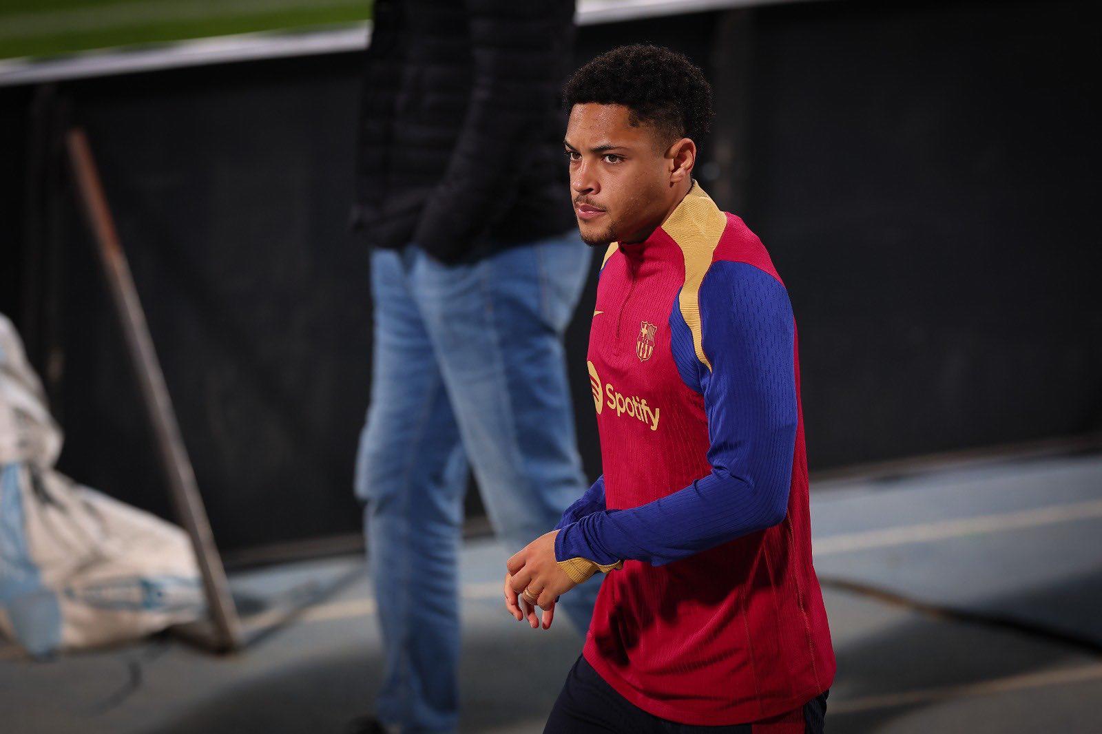 Vitor Roque no guardará el mejor recuerdo en su primera Supercopa española.