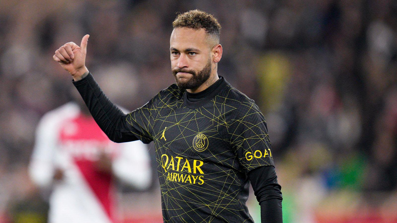 El PSG valora poner a Neymar en venta por su irregularidad y escándalos fuera de las canchas.