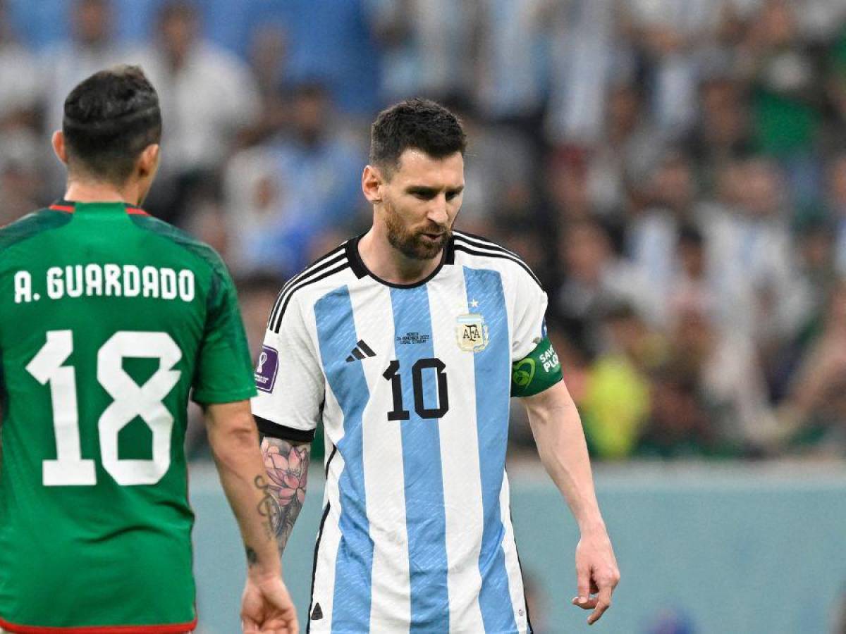 Andrés Guardado salió a la defensa de Messi: “Canelo no entiende lo que se vive en un vestuario”