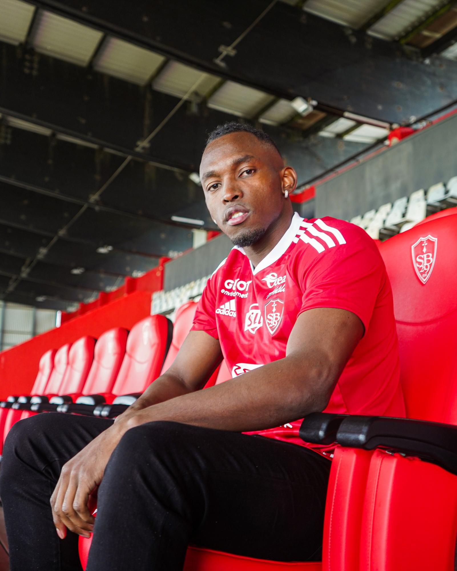 La ‘Panterita’ decidió regresar a la Ligue 1 para fichar por el Brest.