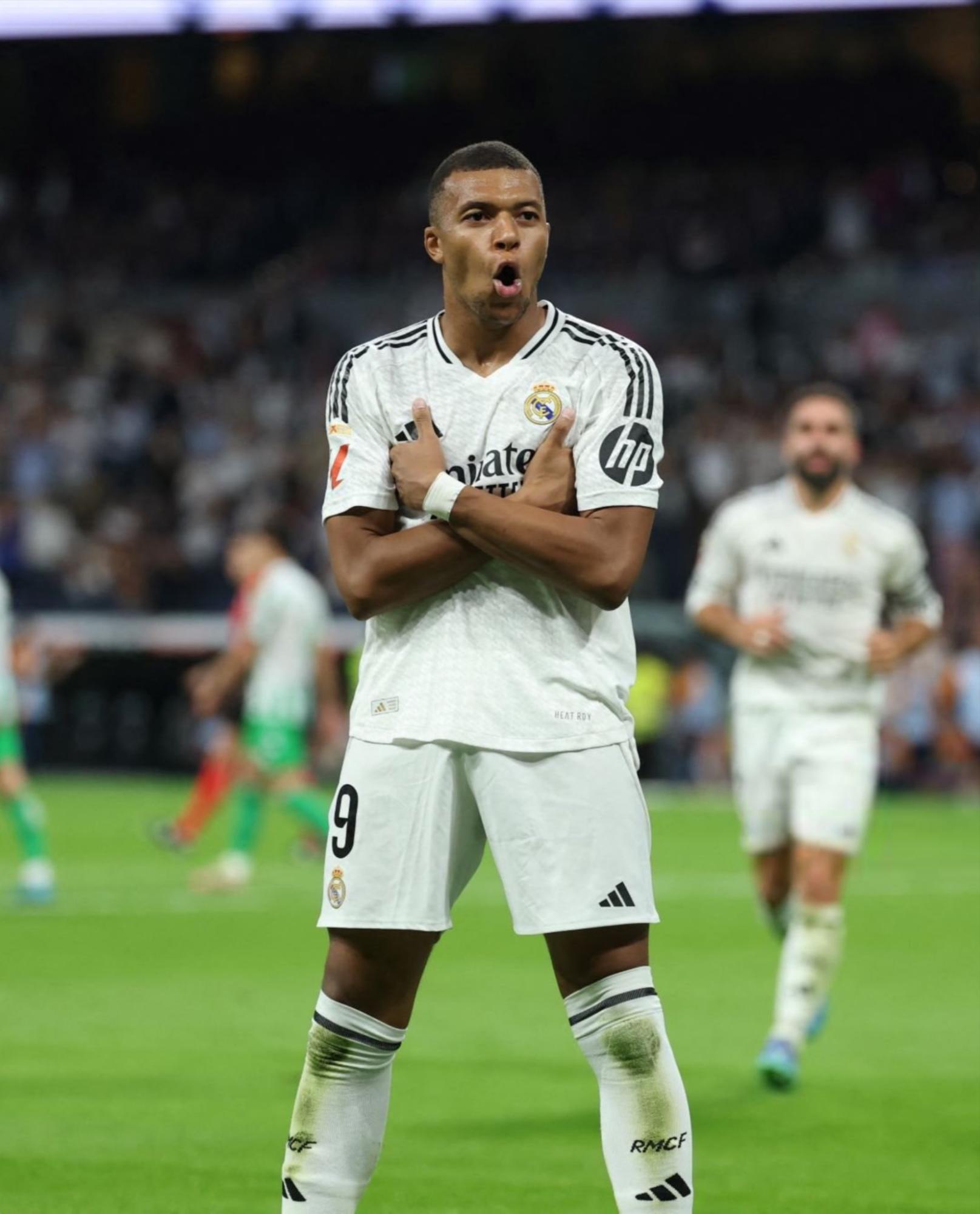 Kylian Mbappé hizo un doblete en la victoria del Real Madrid sobre Betis.