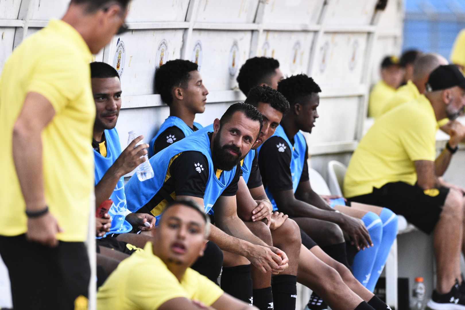 Tras varios días entrenando, Alfredo Mejía ya está familiarizado con el Real España.