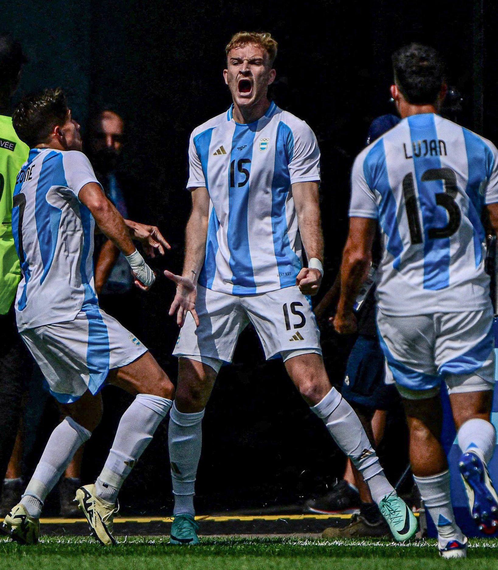 Luciano Gondou marcó el segundo gol de Argentina ante Irak.