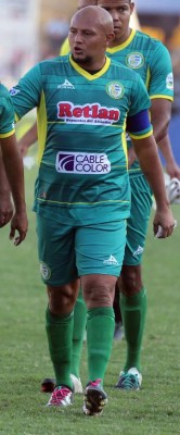 TOP: 20 futbolistas hondureños que se resisten al retiro