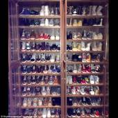 Esta es la colección de zapatos que tiene el boxeador.