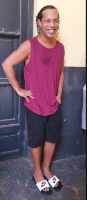 Mujeres, fiestas y problemas con la fiscalía: Ronaldinho y sus escándalos más sonados