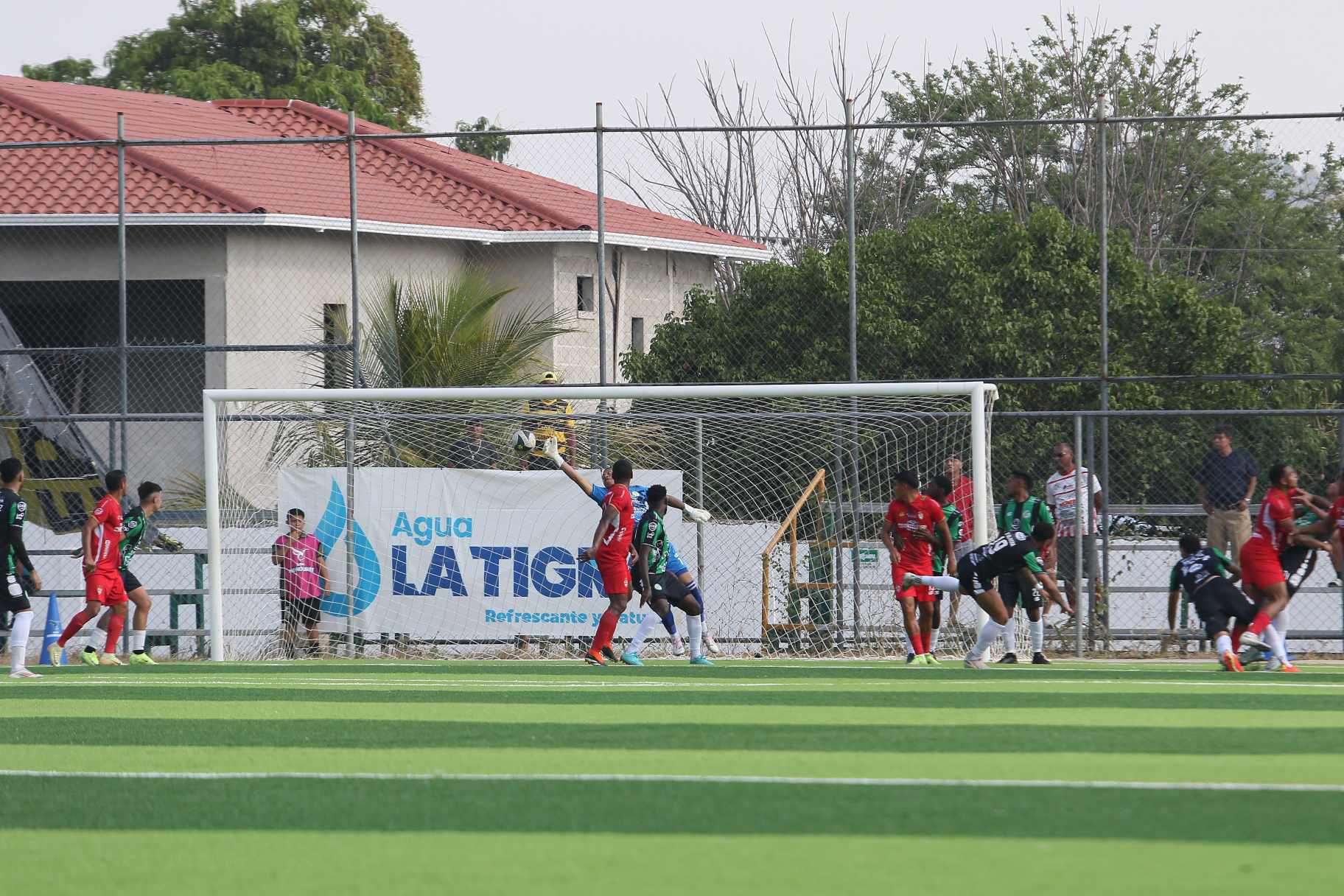 Juticalpa FC triunfa para salvar la categoría y Real Sociedad desciende a la segunda división de Honduras