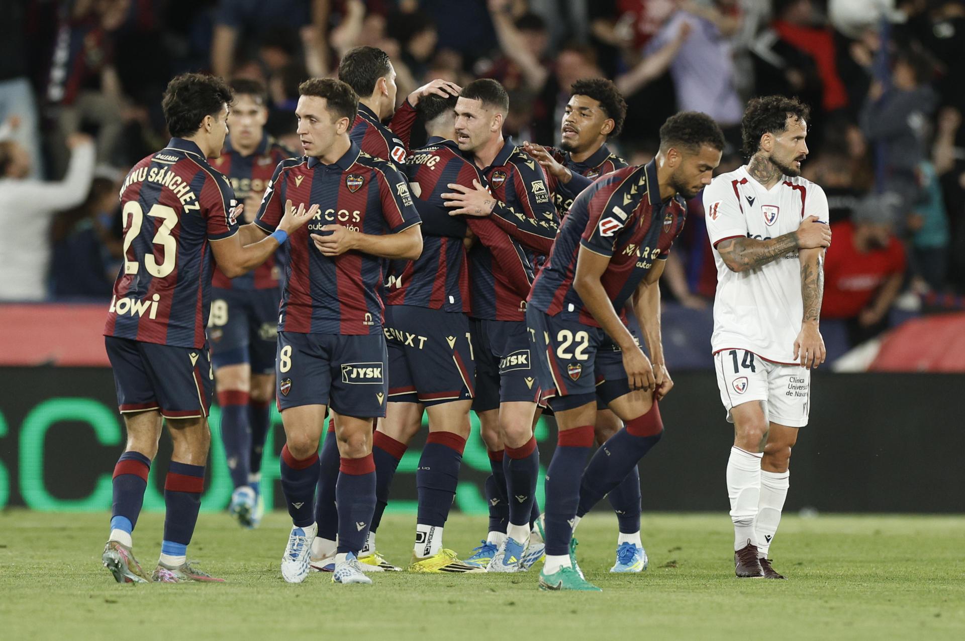 Levante triunfa in extremis y sueña con la salvación, ¿qué pasó con Arriaga?