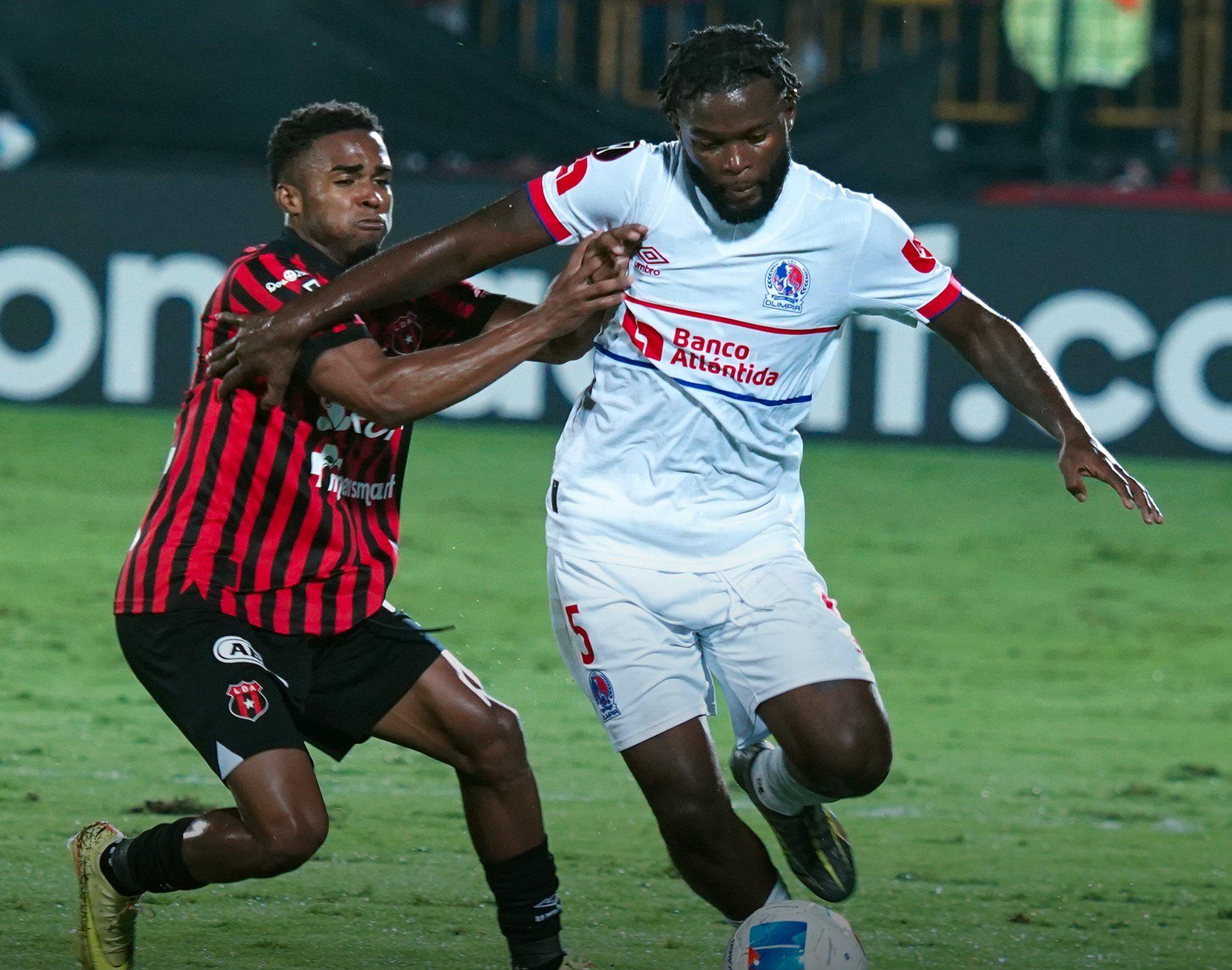 Alajuelense no capitalizó la localía y firmó empate ante un sólido Olimpia por la ida de semifinales de Copa Centroamericana