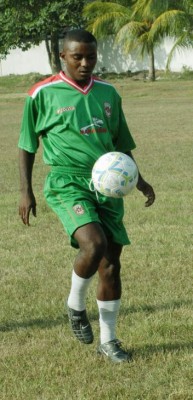 Silencioso adiós: Futbolistas de Honduras que se retiraron en el anonimato