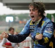 Fernando Alonso se proclamó campeón por primera vez en 2005 e hizo historia para el deporte español.