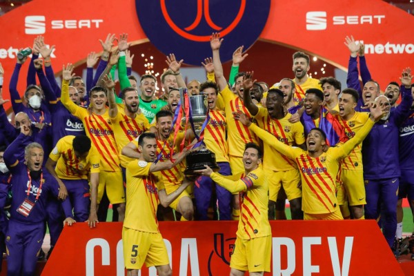 Así celebraron Antonela Roccuzzo y las mujeres de los jugadores del Barcelona el título de la Copa del Rey