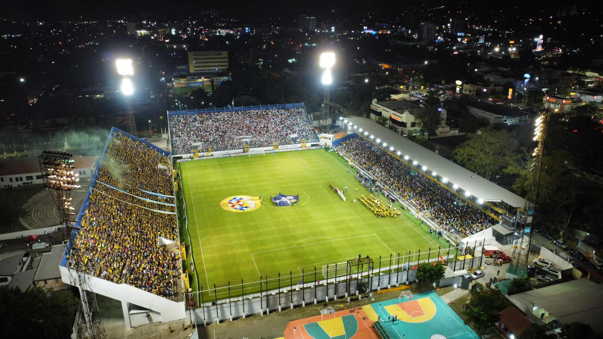 El 1 de septiembre del 2024, día de la apertura del estadio Morazán con su nuevo césped híbrido.