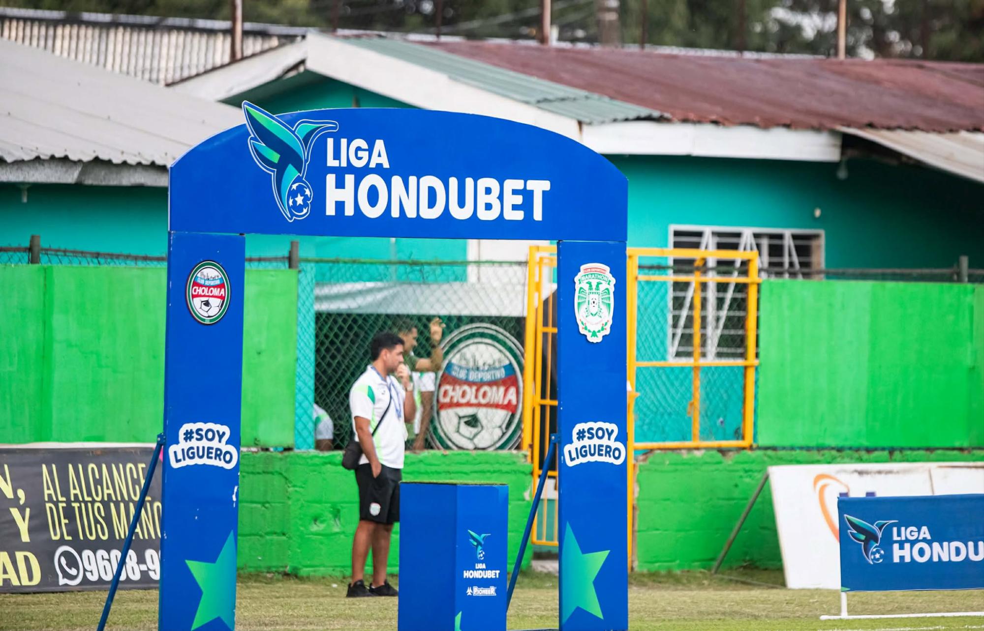 Listos los preparativos para el juego entre CD Choloma y Marathón.
