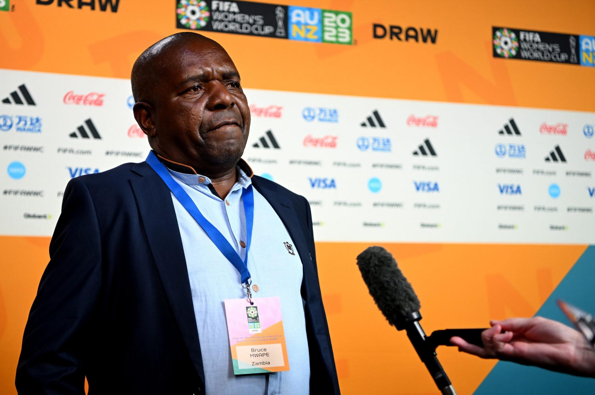 Bruce Mwape está a cargo de la selección de Zambia desde el 2018.