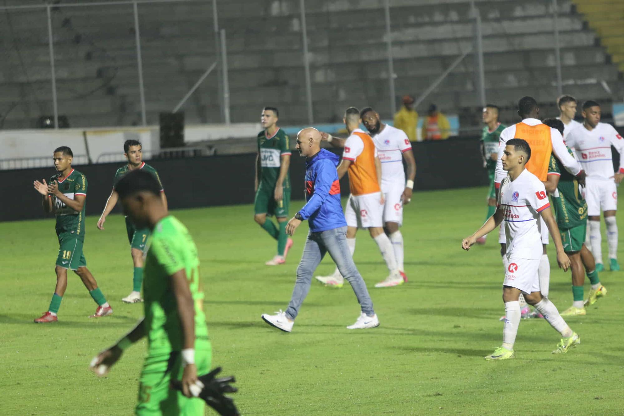 El Olimpia de Eduardo Espinel no tiene asegurado el liderato del torneo.