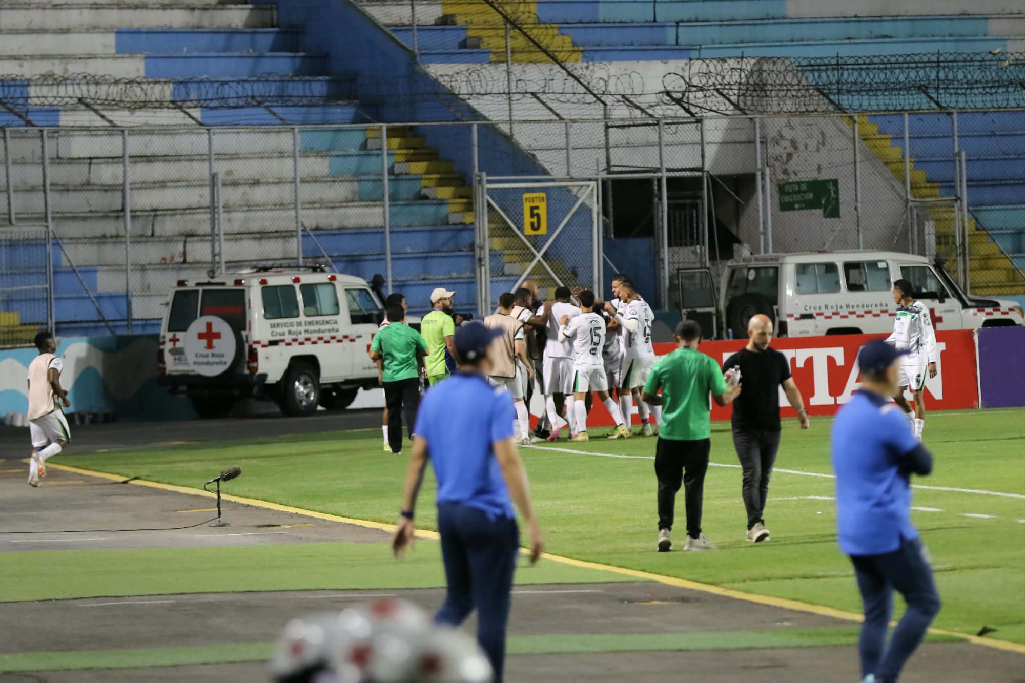 ¡Jhon Kléber de Oliveira desatasca al Motagua en el Nacional y le da un triunfo de liderato sobre Juticalpa FC!